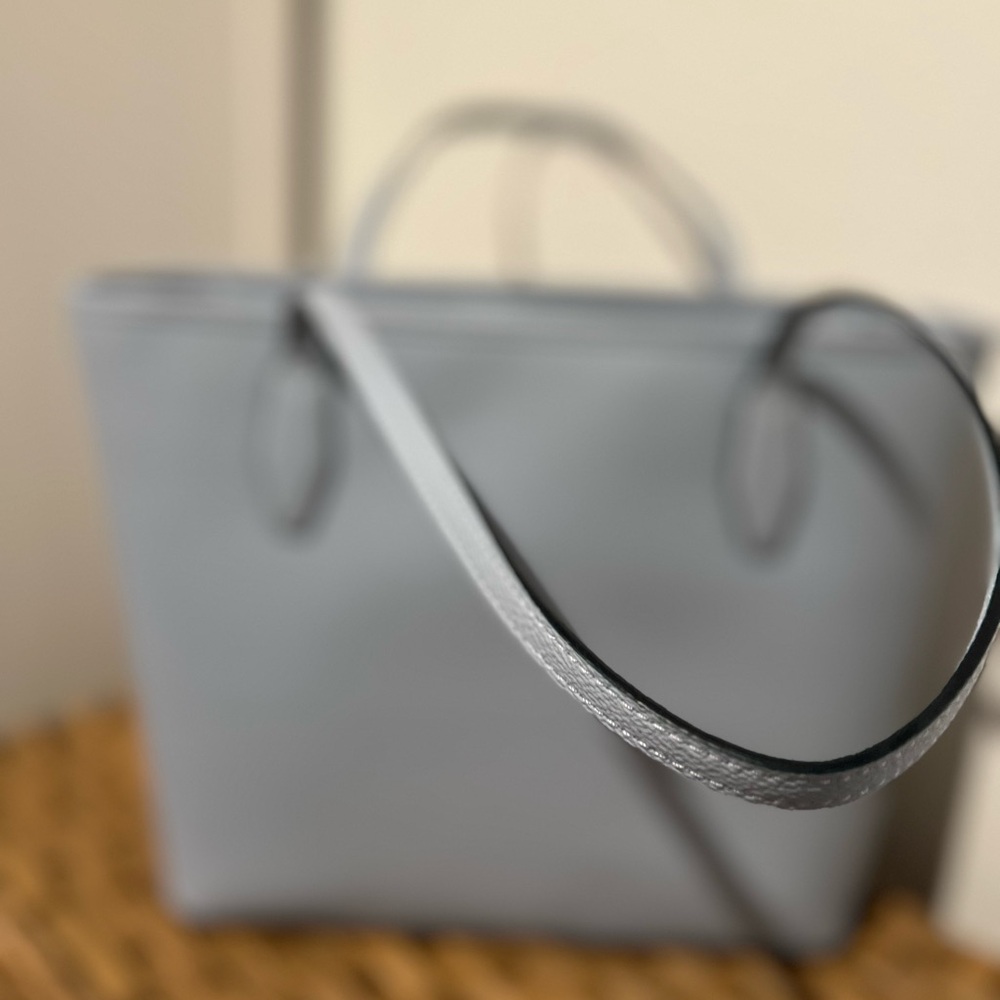 Kate Spade Lori Tote - Picture 2 of 5